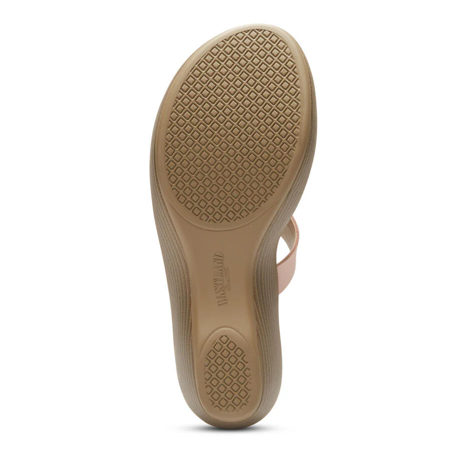 Women's Laurel Wedge Thong Sandal Peach - Image 3